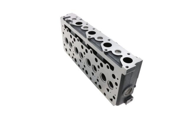 Cilinderkop Indirecte inspuiting Kubota V2003 IDI, V2203 IDI, V2403 IDI Type B, Kioti, Ausa, Bobcat Etc. - Afbeelding 3